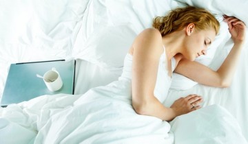 Comment choisir son oreiller quand on dort sur le côté ?